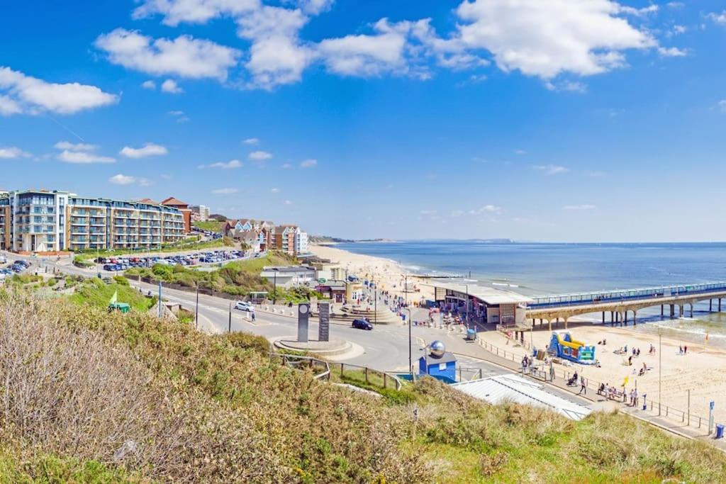 Bournecoast: Patio Garden - Parking - Wifi -fm8455 Apartment Bournemouth