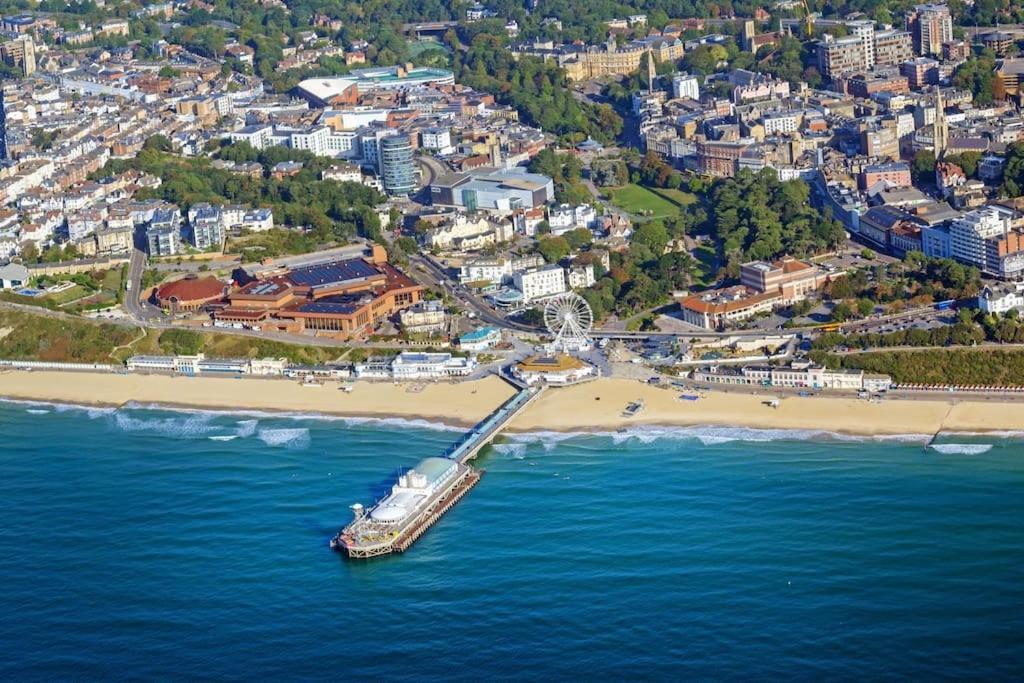 Bournecoast: Patio Garden - Parking - Wifi -fm8455 Apartment Bournemouth