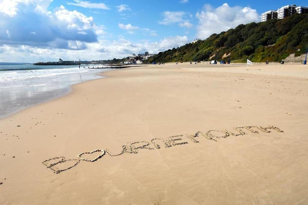 Bournecoast: Lovely Countryside Family Home-hb1522 Bournemouth
