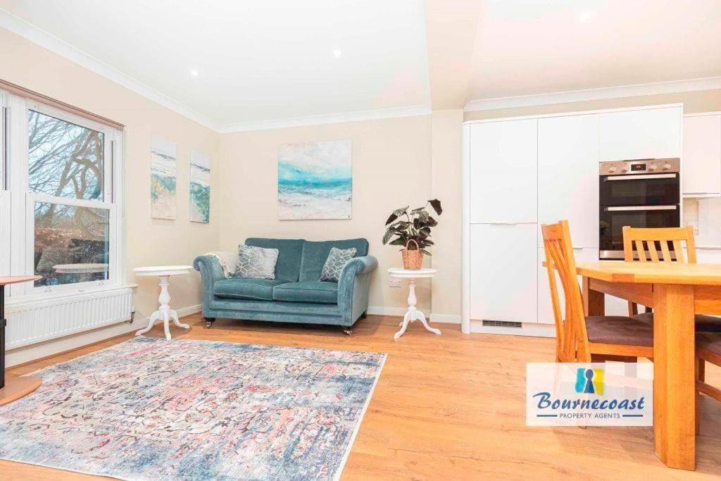 Bournecoast: Lovely Countryside Family Home-hb1522 * Bournemouth