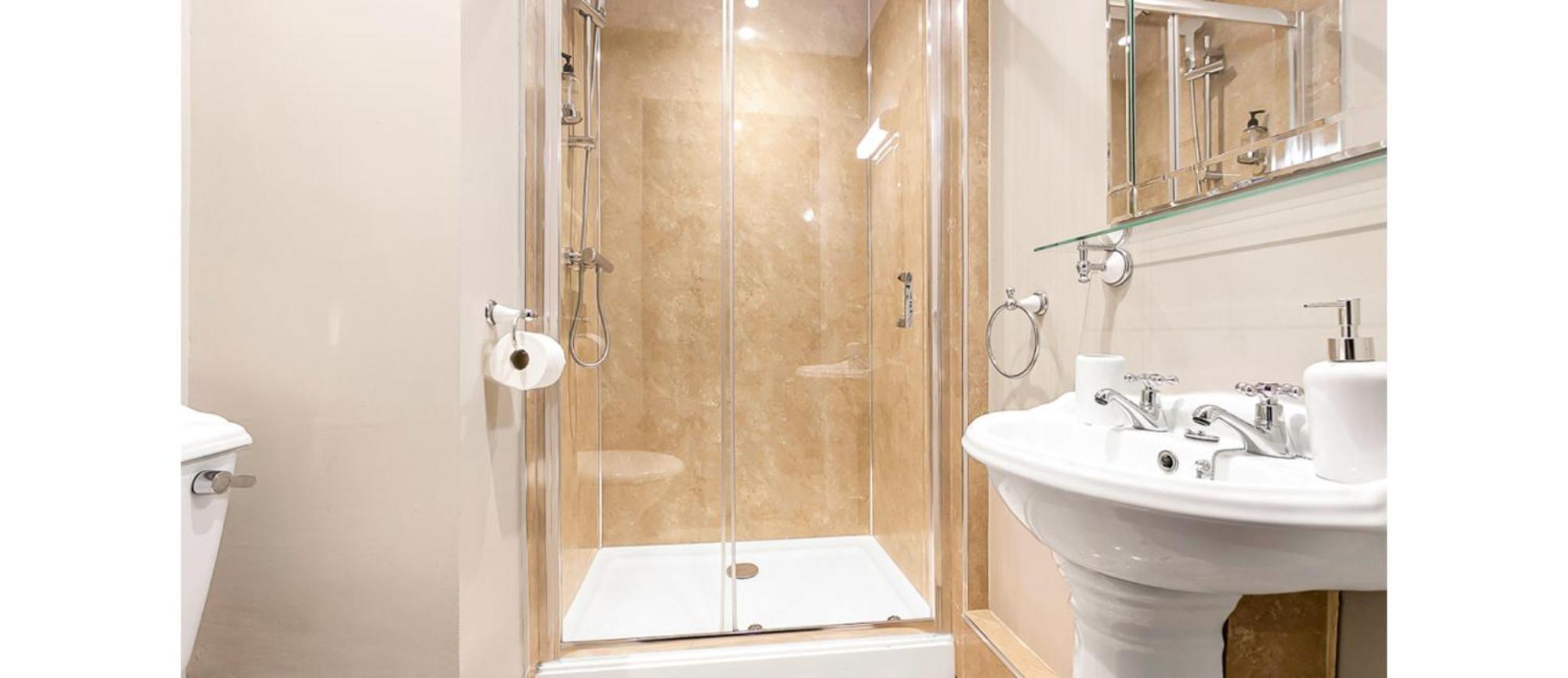 Mansion By The Sea, 12br/12ba, Perfect For Events * Bournemouth