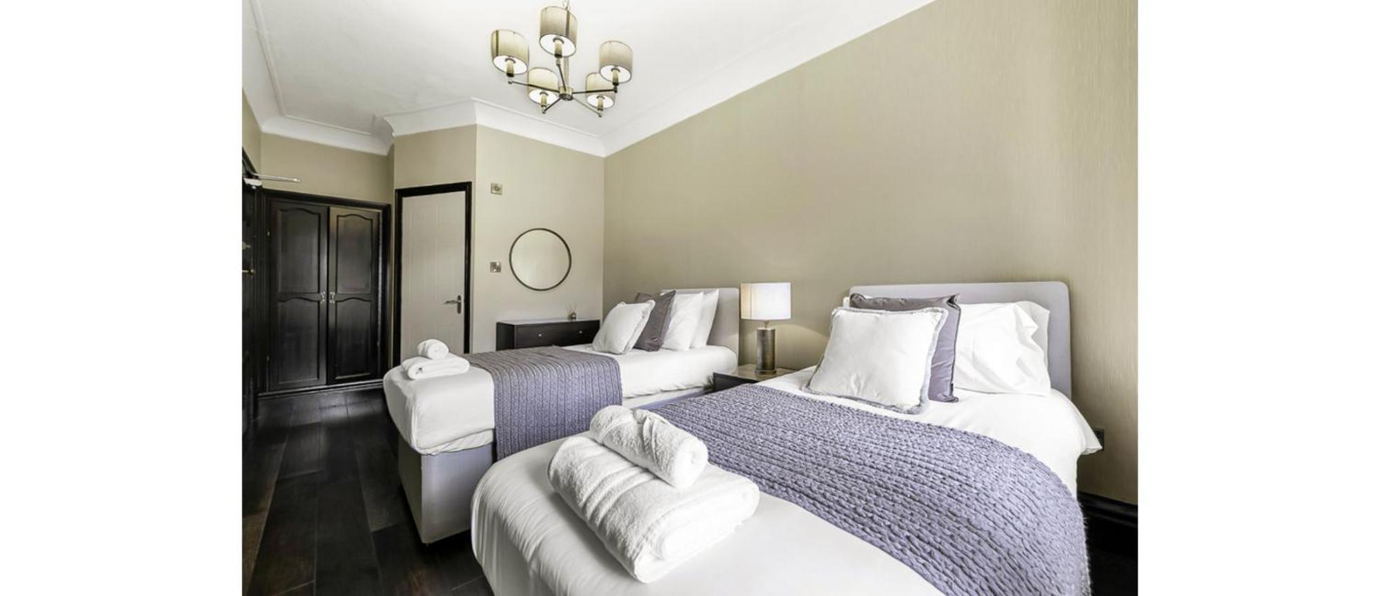 Villa Mansion By The Sea, 12br/12ba, Perfect For Events Bournemouth