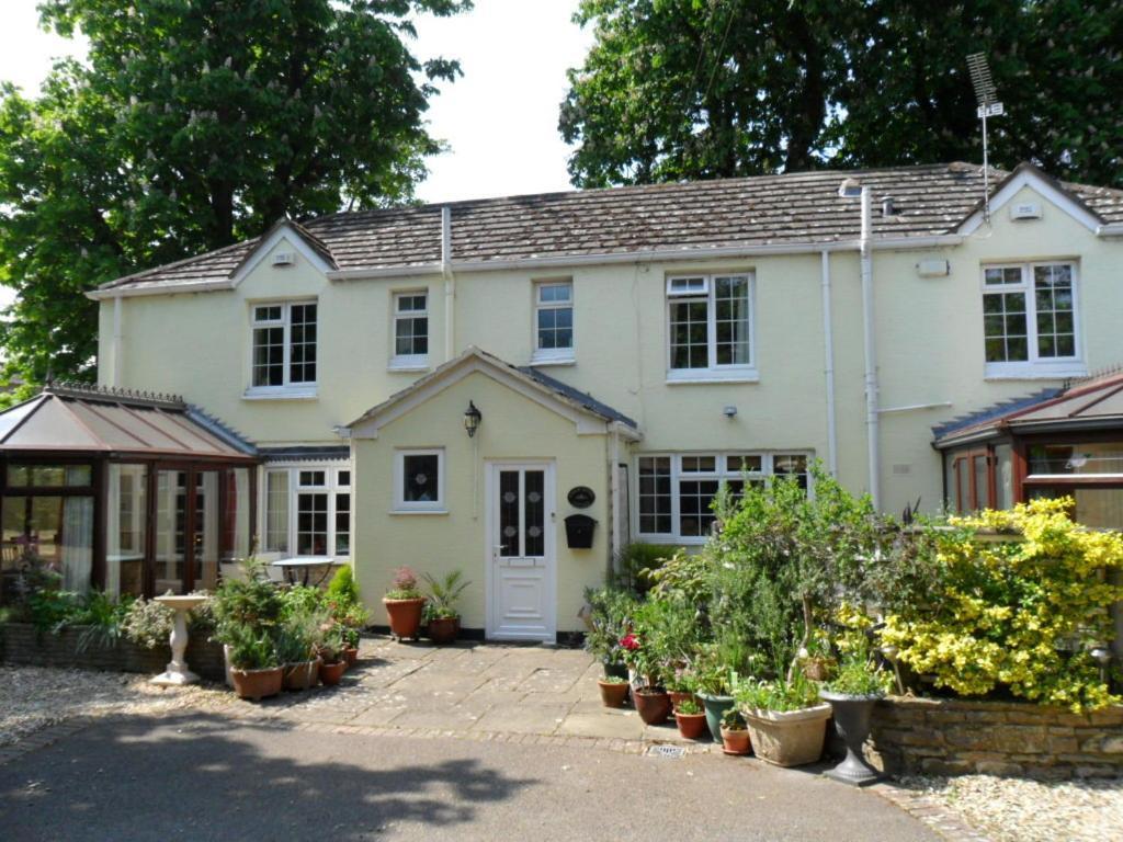 Coach House