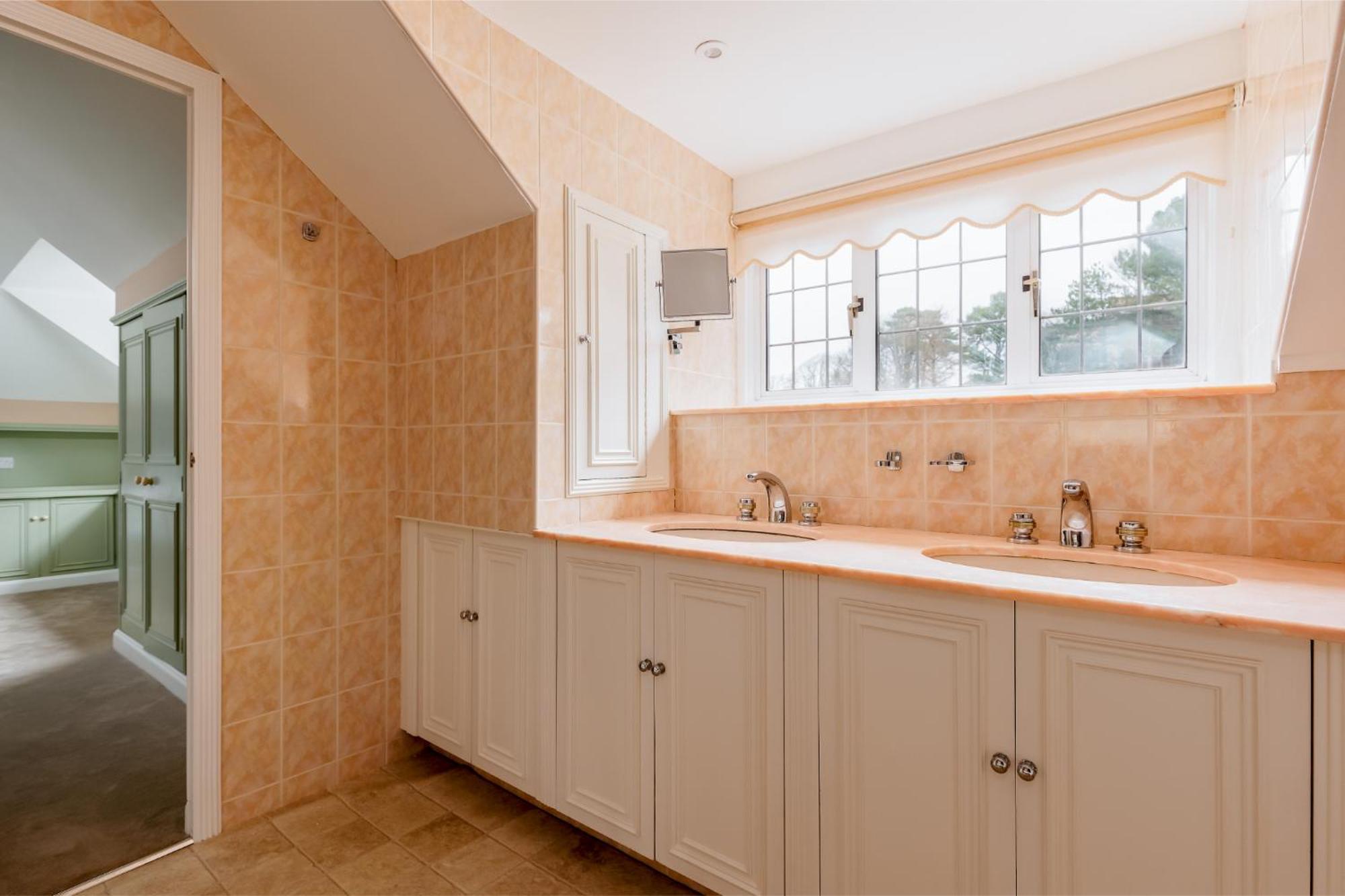 Apartment Traditional Family House Near -great Garden! Bournemouth