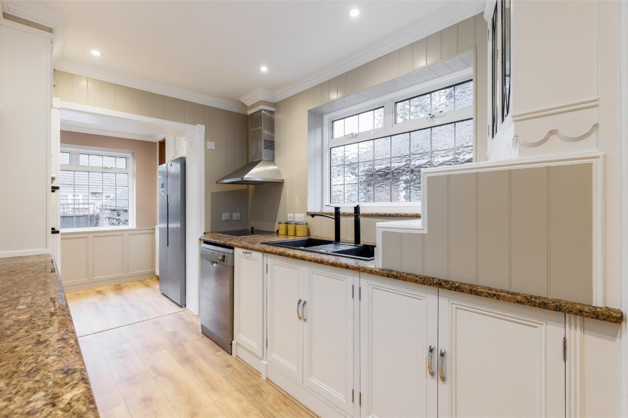 Apartment Traditional Family House Near -great Garden! Bournemouth