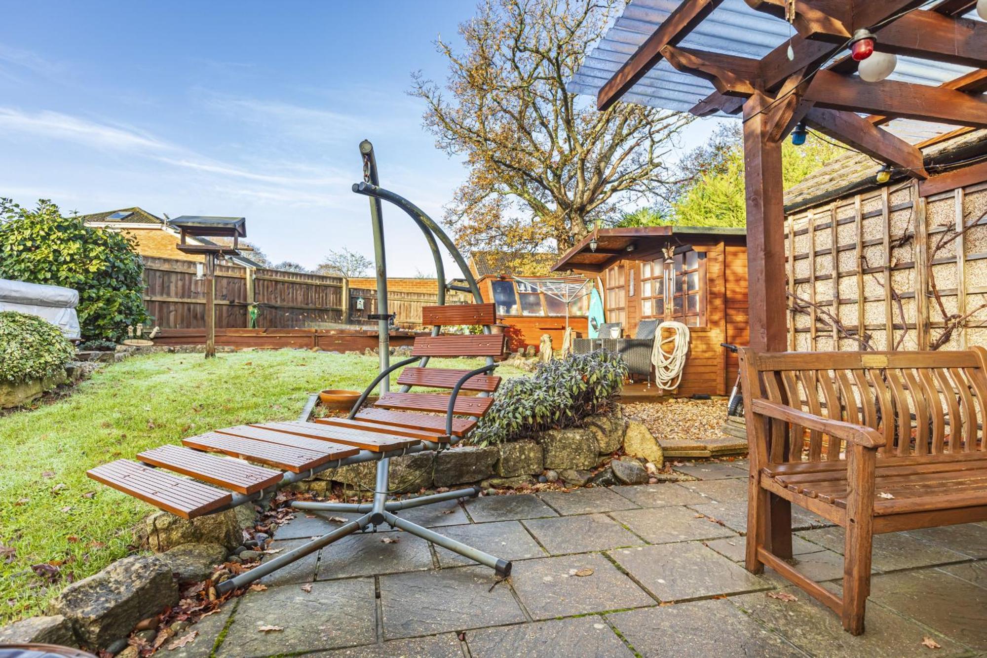 Cozy Cottage, Secure Garden, Dog Freindly * Bournemouth
