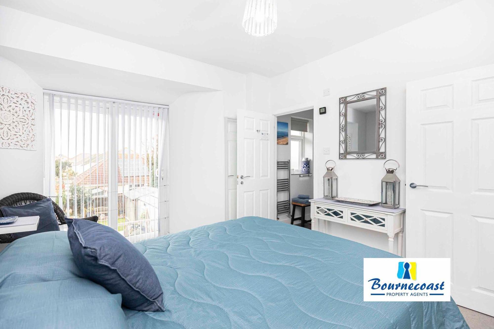 Bournecoast: Modern Flat- Sea Views-fm8497 * Bournemouth
