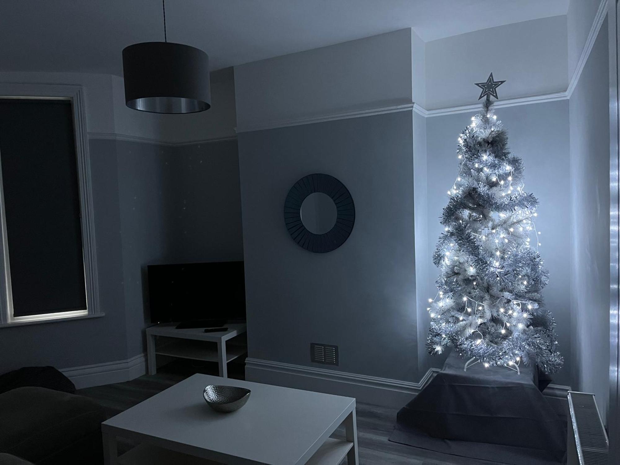 Entire Spacious 4 Bedroom In