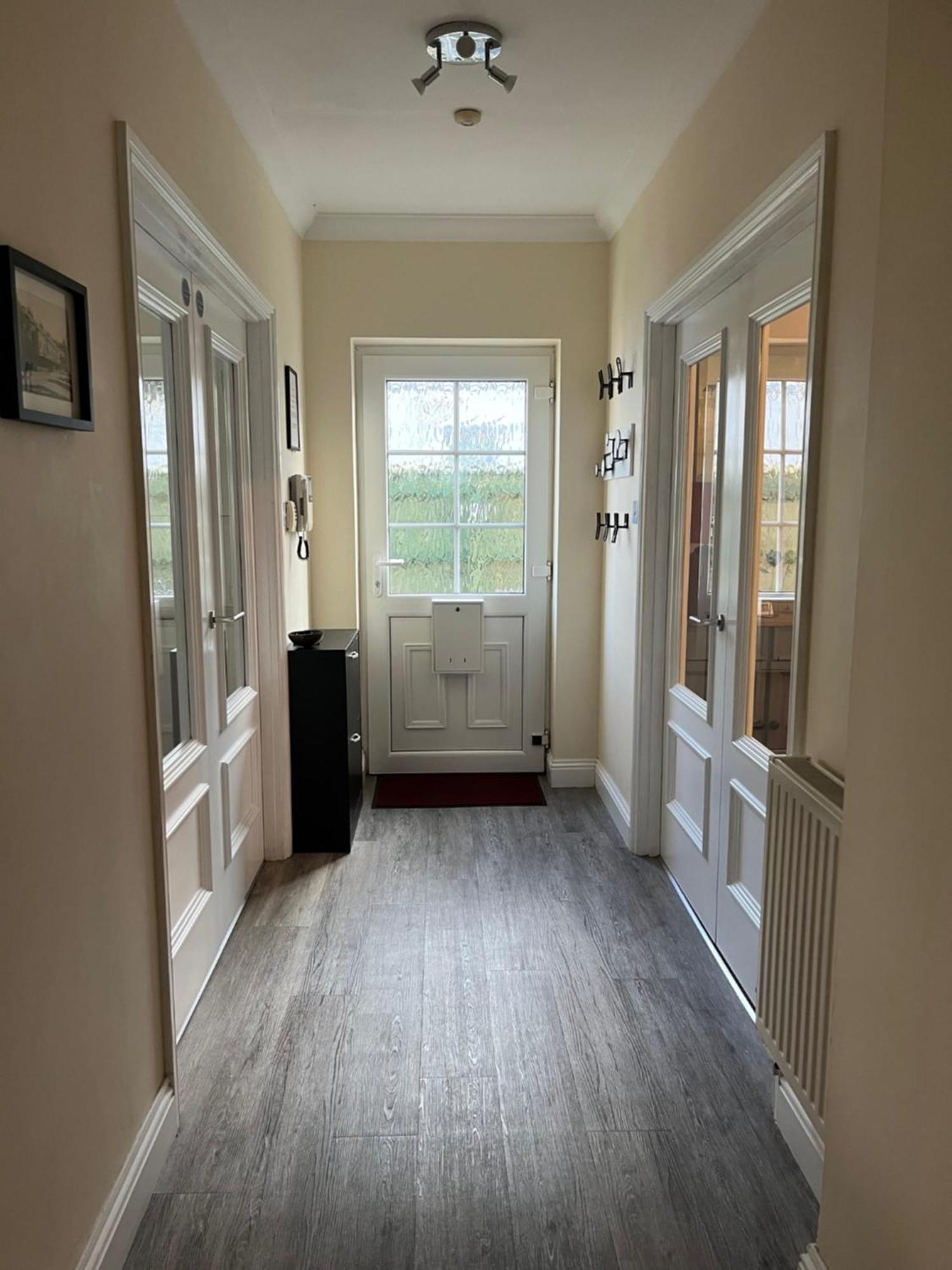 Rockmount Court Apartment *