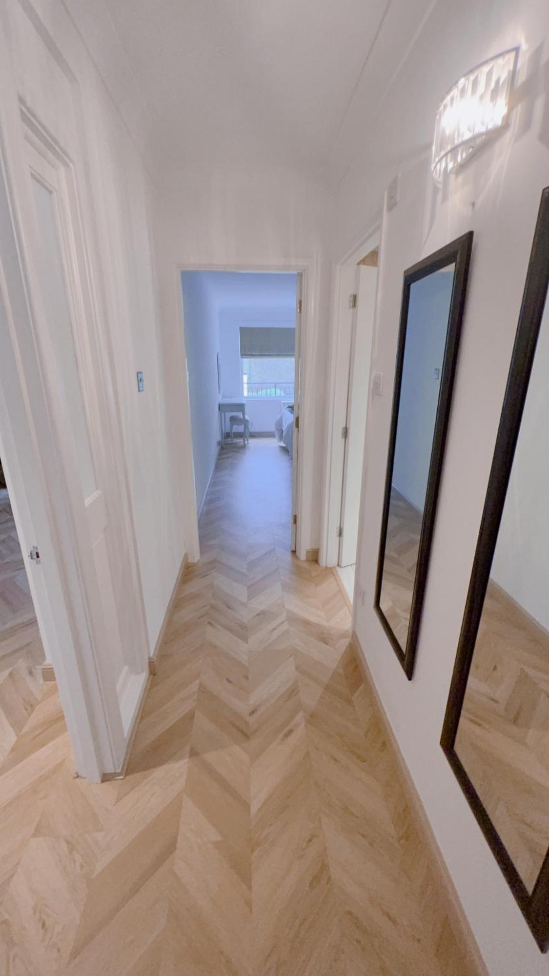 Luxury In Apartment *