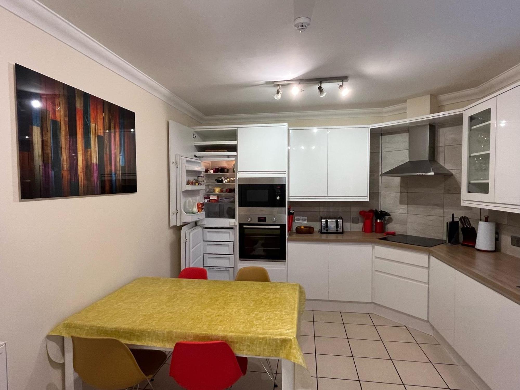 Apartment Rockmount Court *
