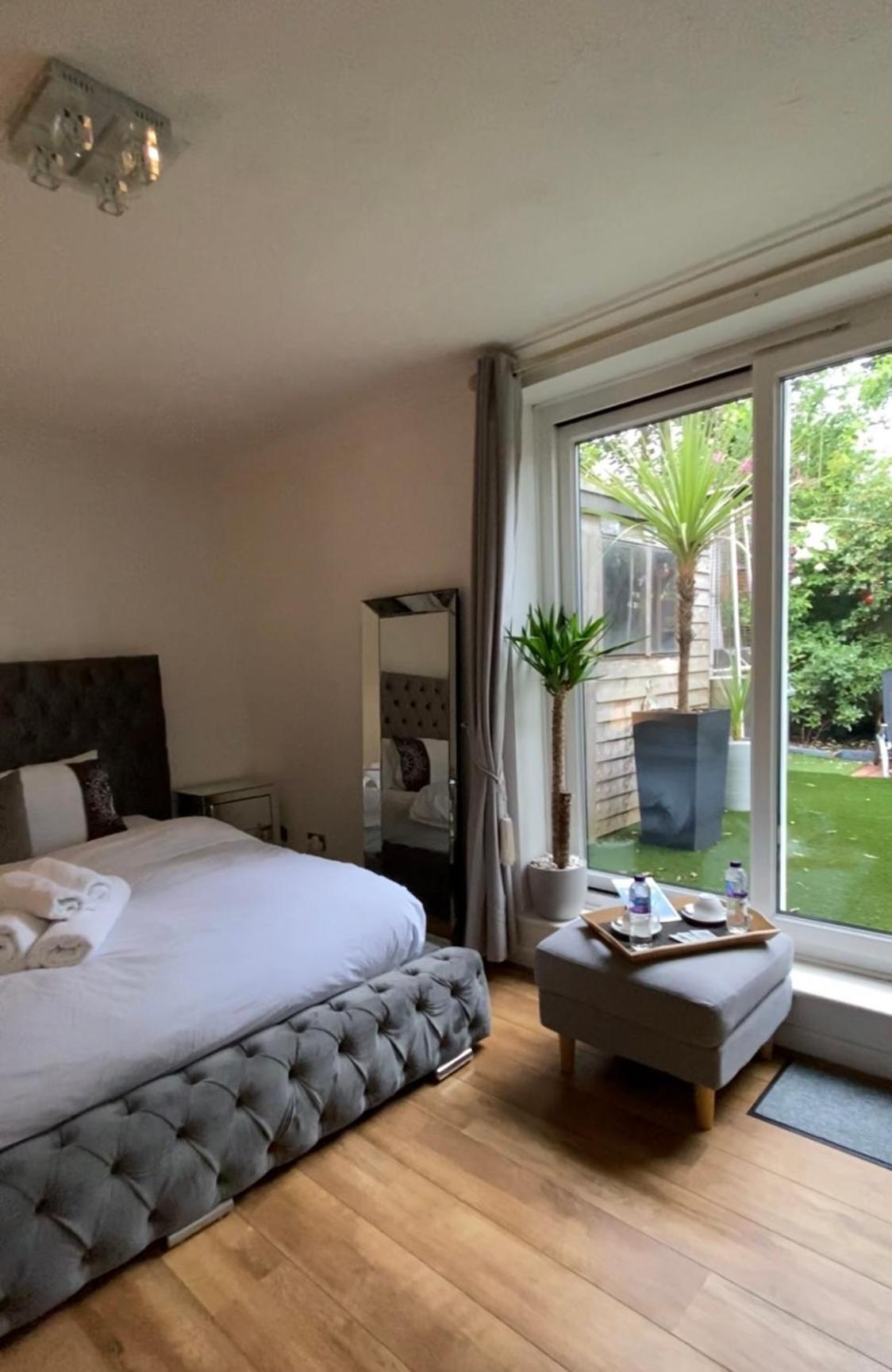 Guest house 5 Min From The ,parking In Bournemouth