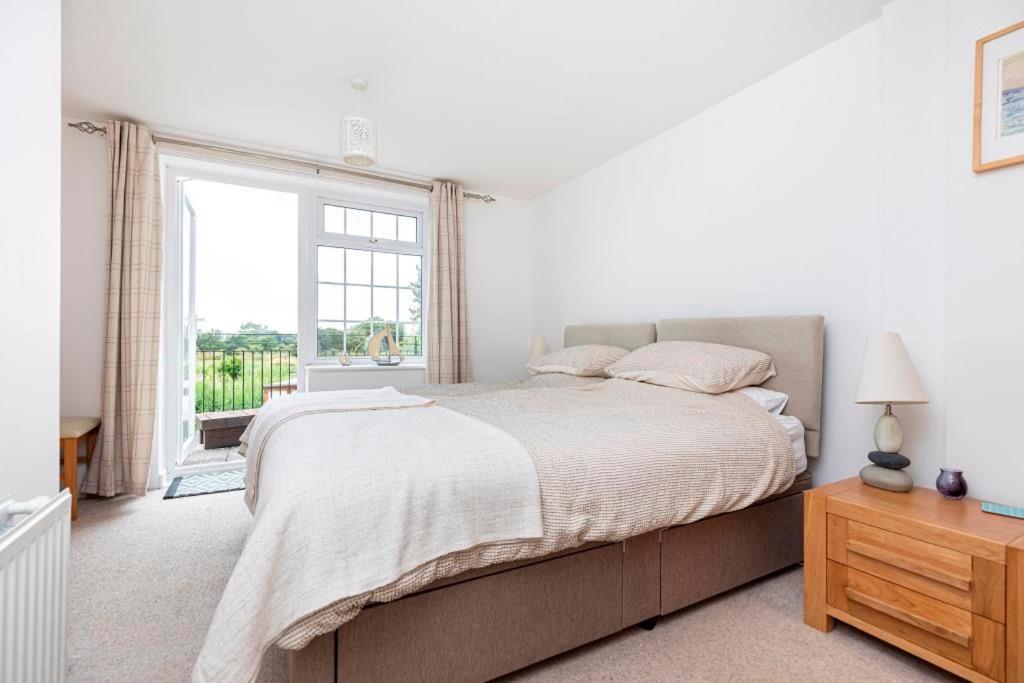 Bournecoast - Stunning View Of Nature Reserve - Hb5901 Holiday home *