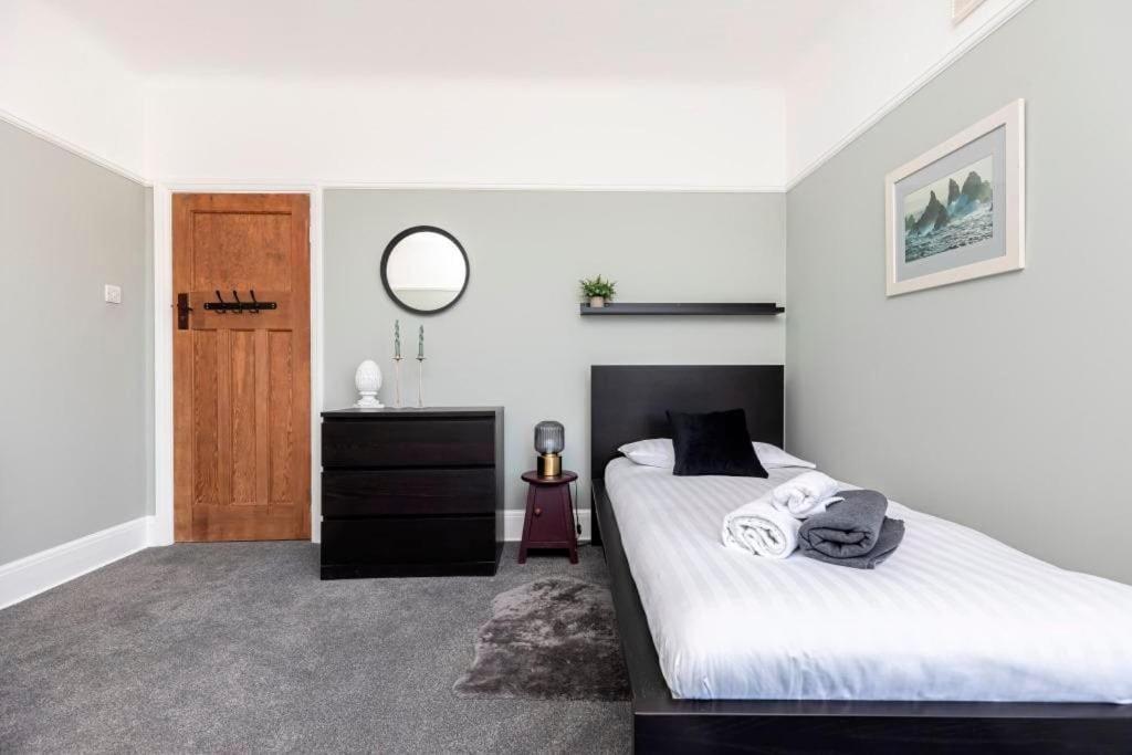 Bournecoast - Bungalow-garden-bbq Hut-wifi- Hb6339