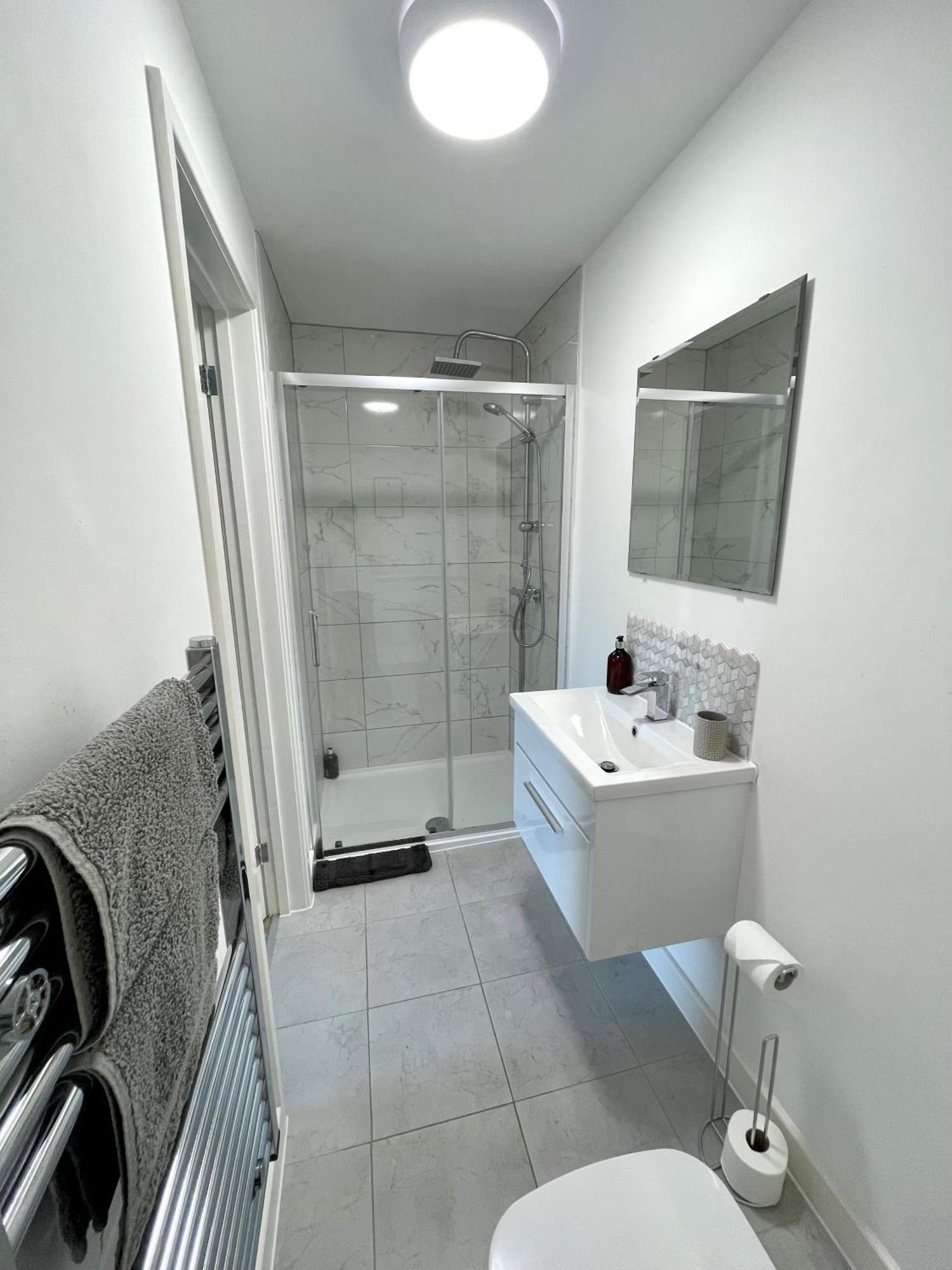 Apartment Central, Modern Bournemouth