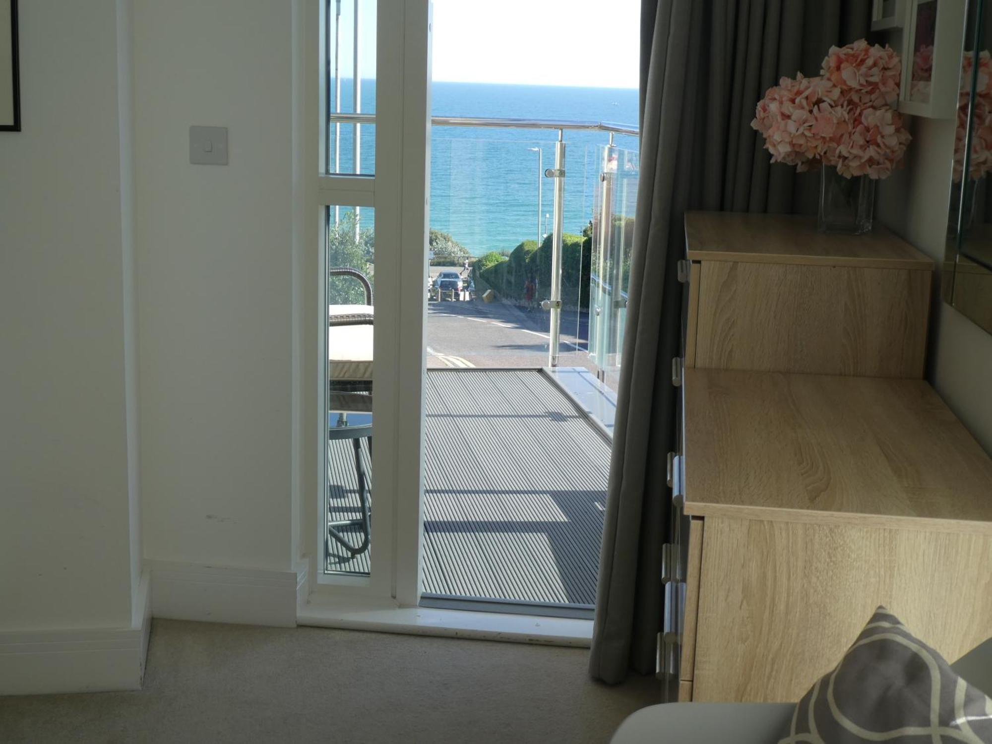 Seaview West Coast * Bournemouth