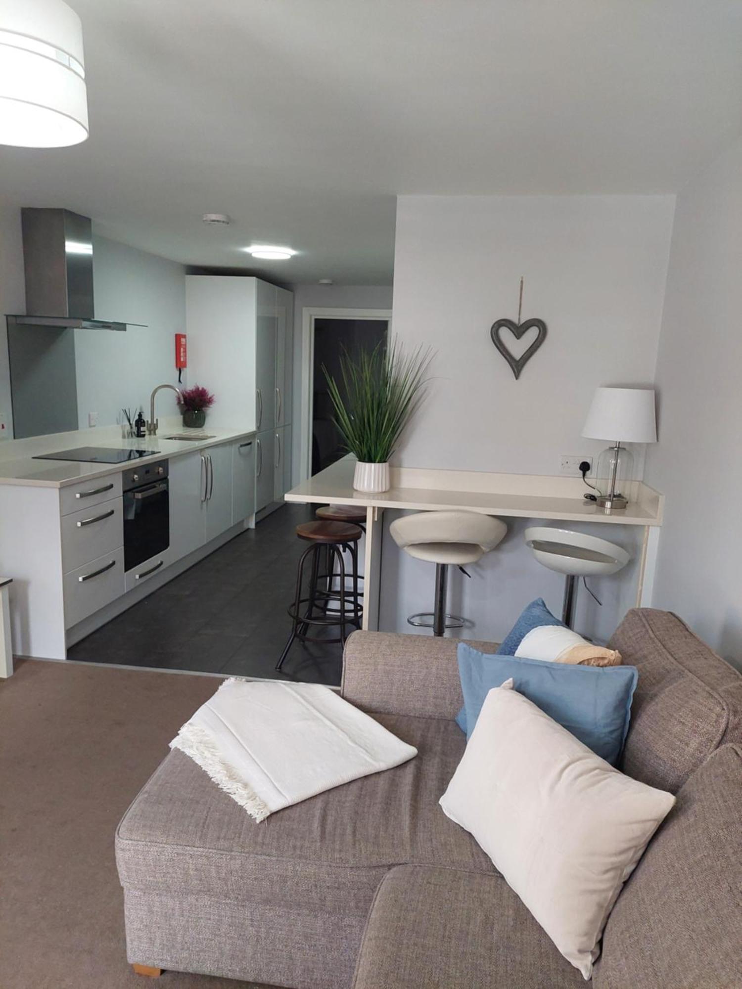Apartment In Boscombe Close To