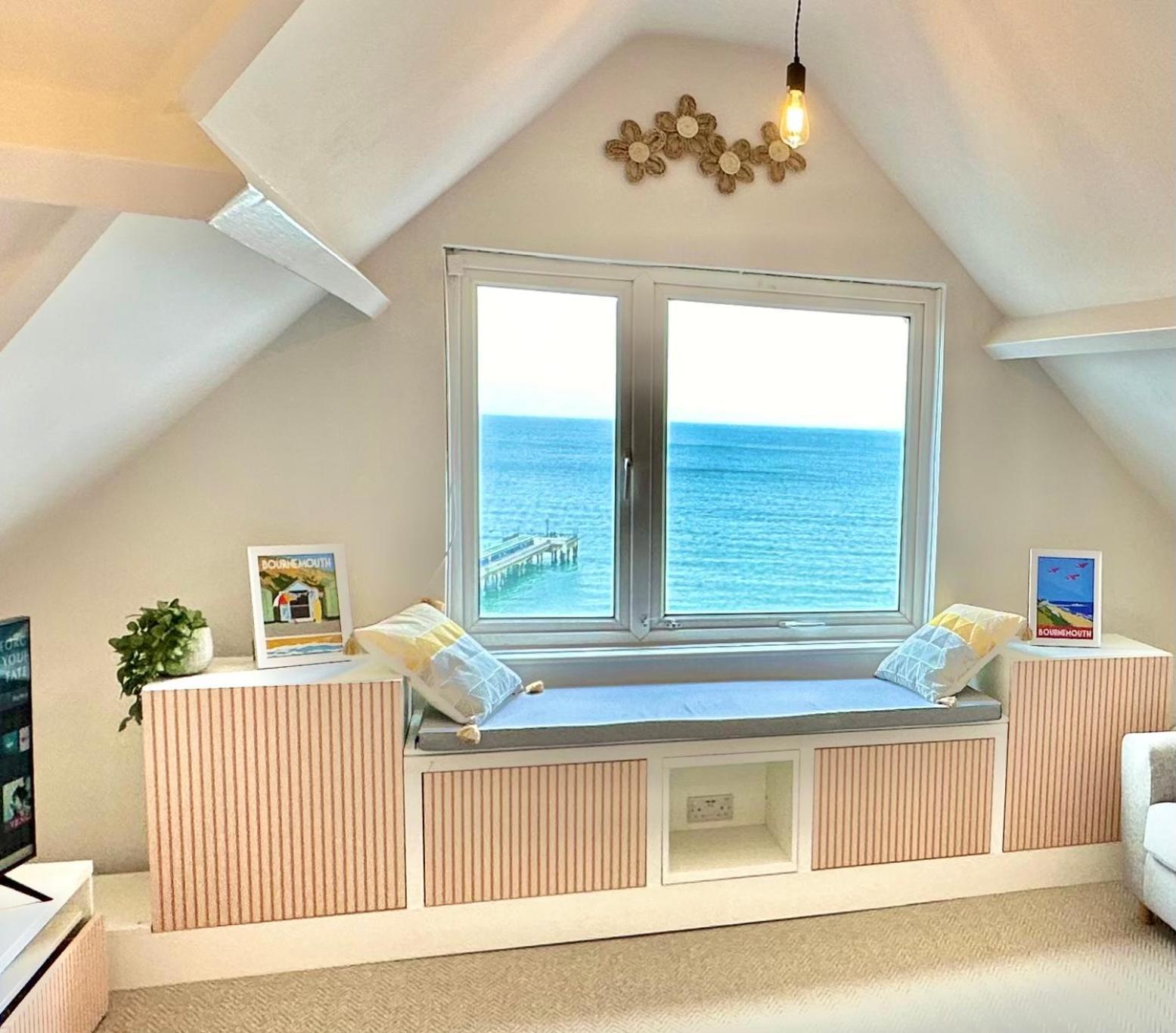 Pier View Retreat - Close To - Sea Views With Parking Bournemouth