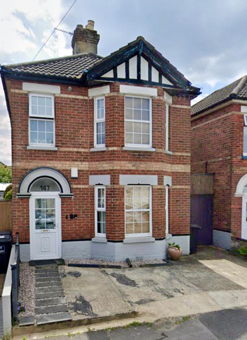 The Capstone Retreat - Beautiful Detached Family By Coastline Retreats, Arcade Machine, Parking, Bbq