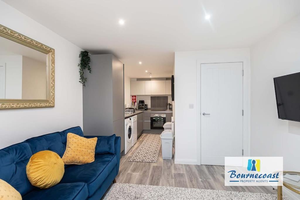 Apartment Bournecoast: Modern Near Beaches -fm9580
