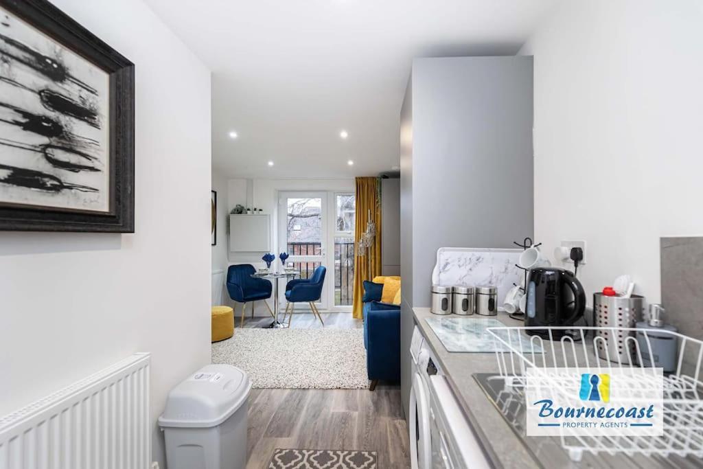 Bournecoast: Modern Near Beaches -fm9580 Apartment Bournemouth