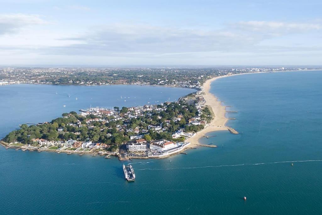 Apartment Bournecoast: Modern Near Beaches -fm9580