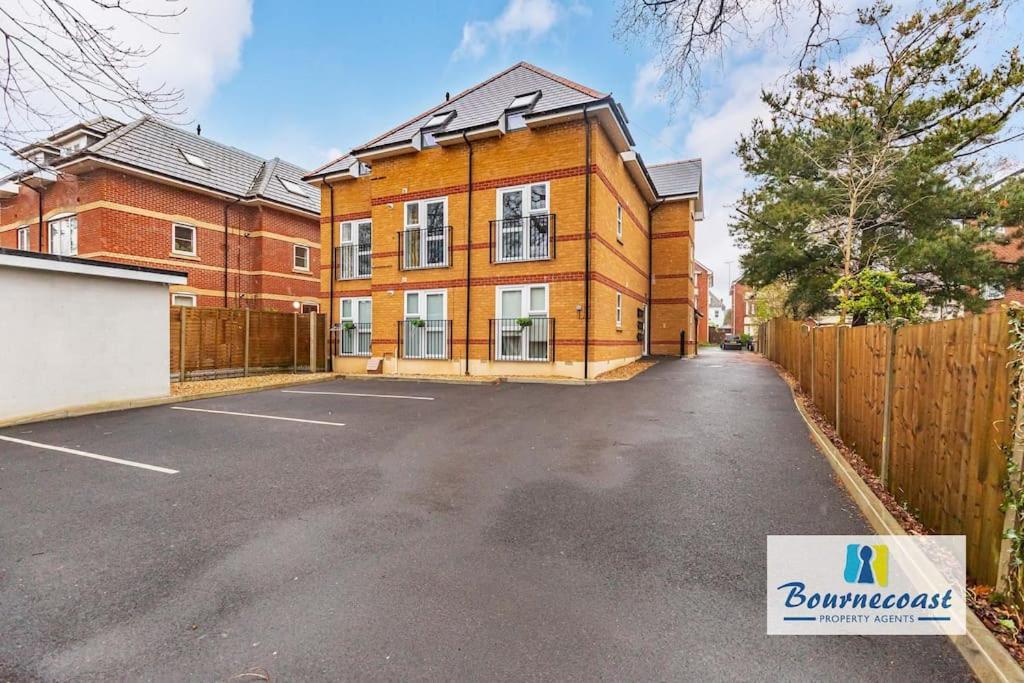 Apartment Bournecoast: Modern Near Beaches -fm9580 Bournemouth
