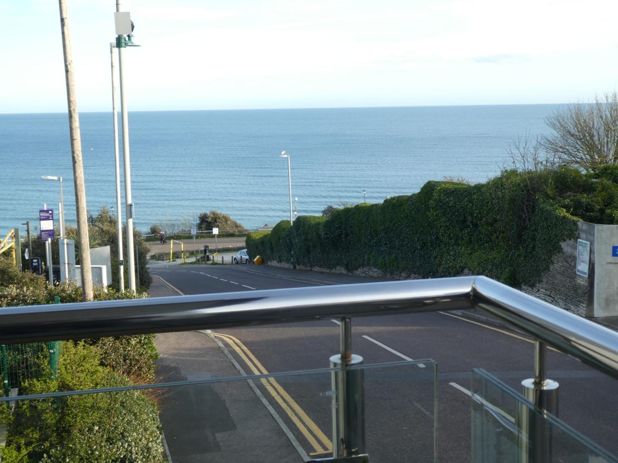 Seaview West Coast * Bournemouth