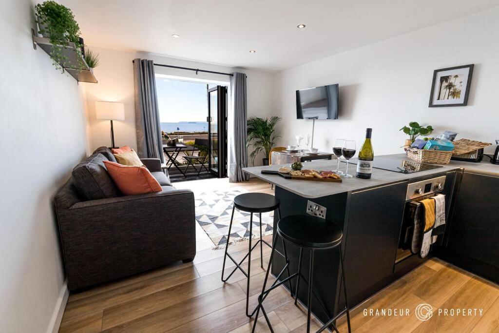 The House By Grandeur Holiday home *