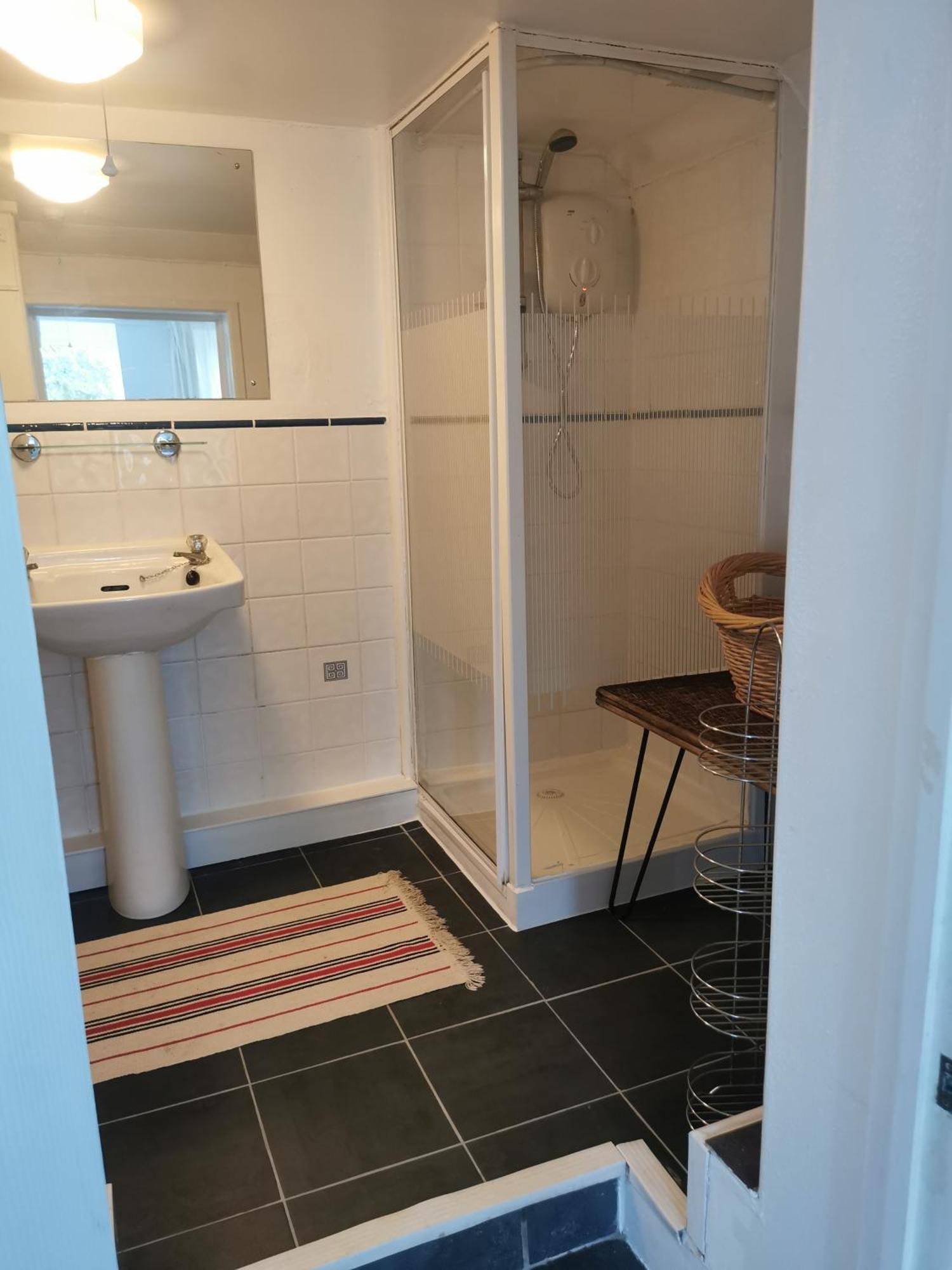 Unique House With Up To 3 Self Contained Living Areas Bournemouth