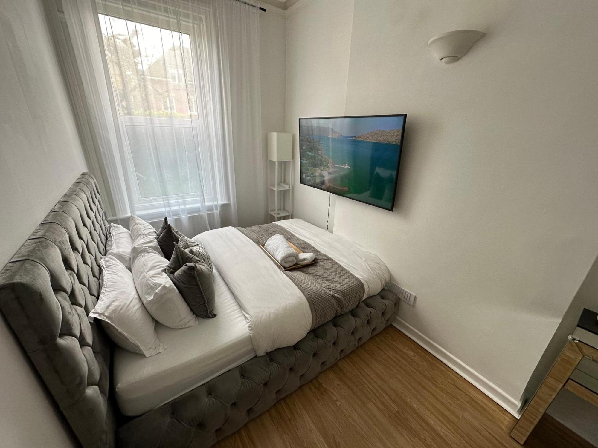 Comfortable For One Cozy For Two 5 Min From The Small Room.