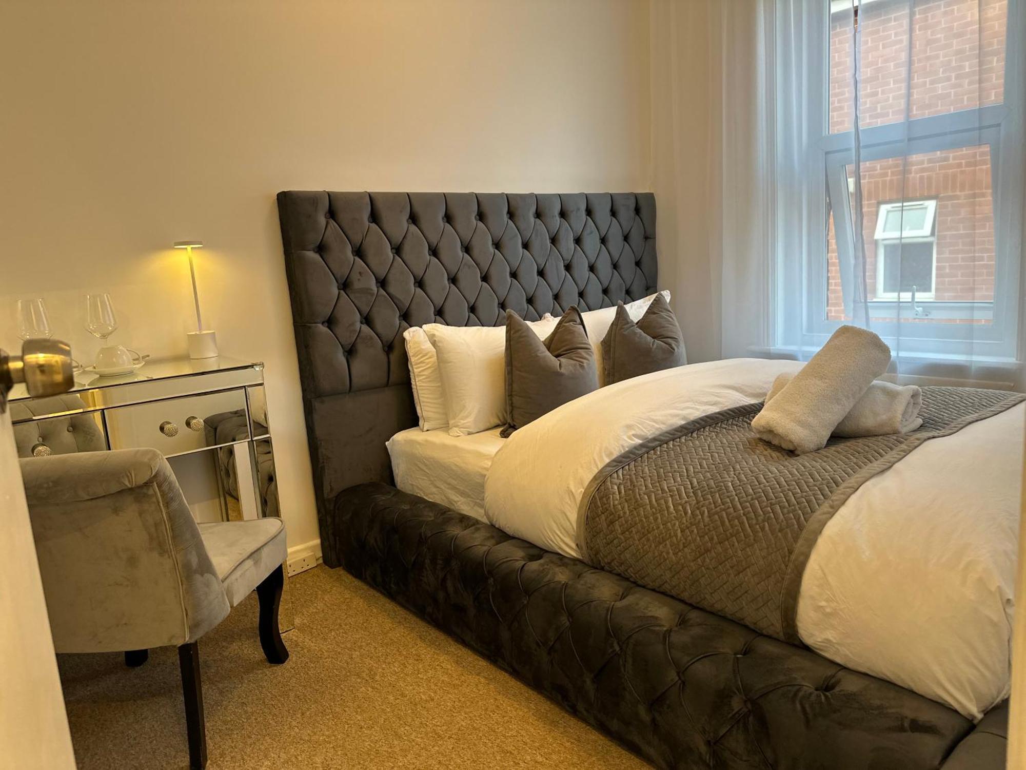 Comfortable For One Cozy For Two 5 Min From The Small Room. Bournemouth