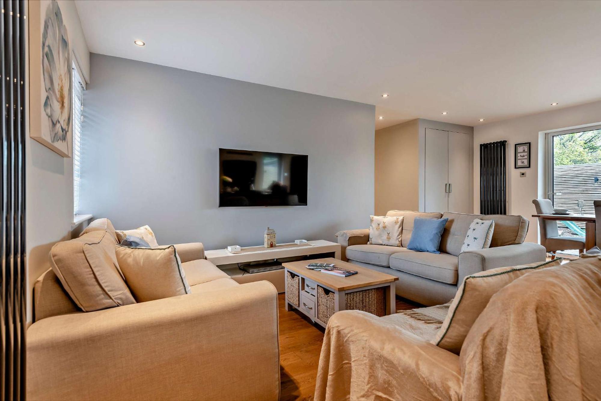 Oakwood Christchurch Sleeps 8 Holiday home