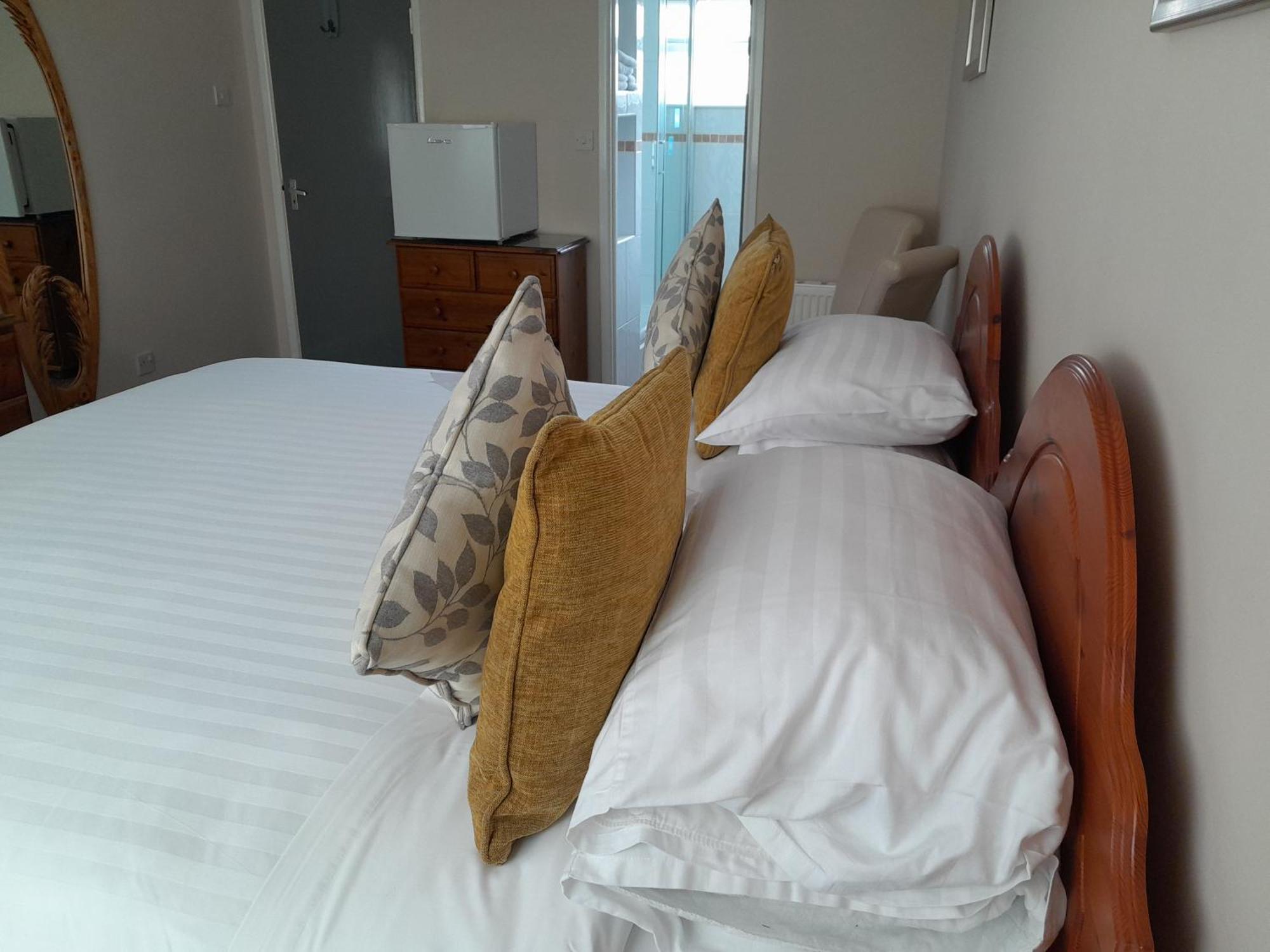 Guest house The Rosscourt Guest House-Free On Site Parking (Adults Only) 3*
