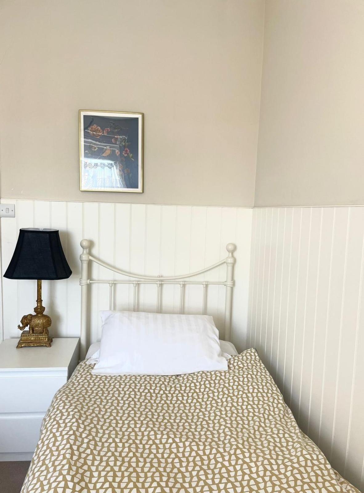 Guest house La Di Da Town *