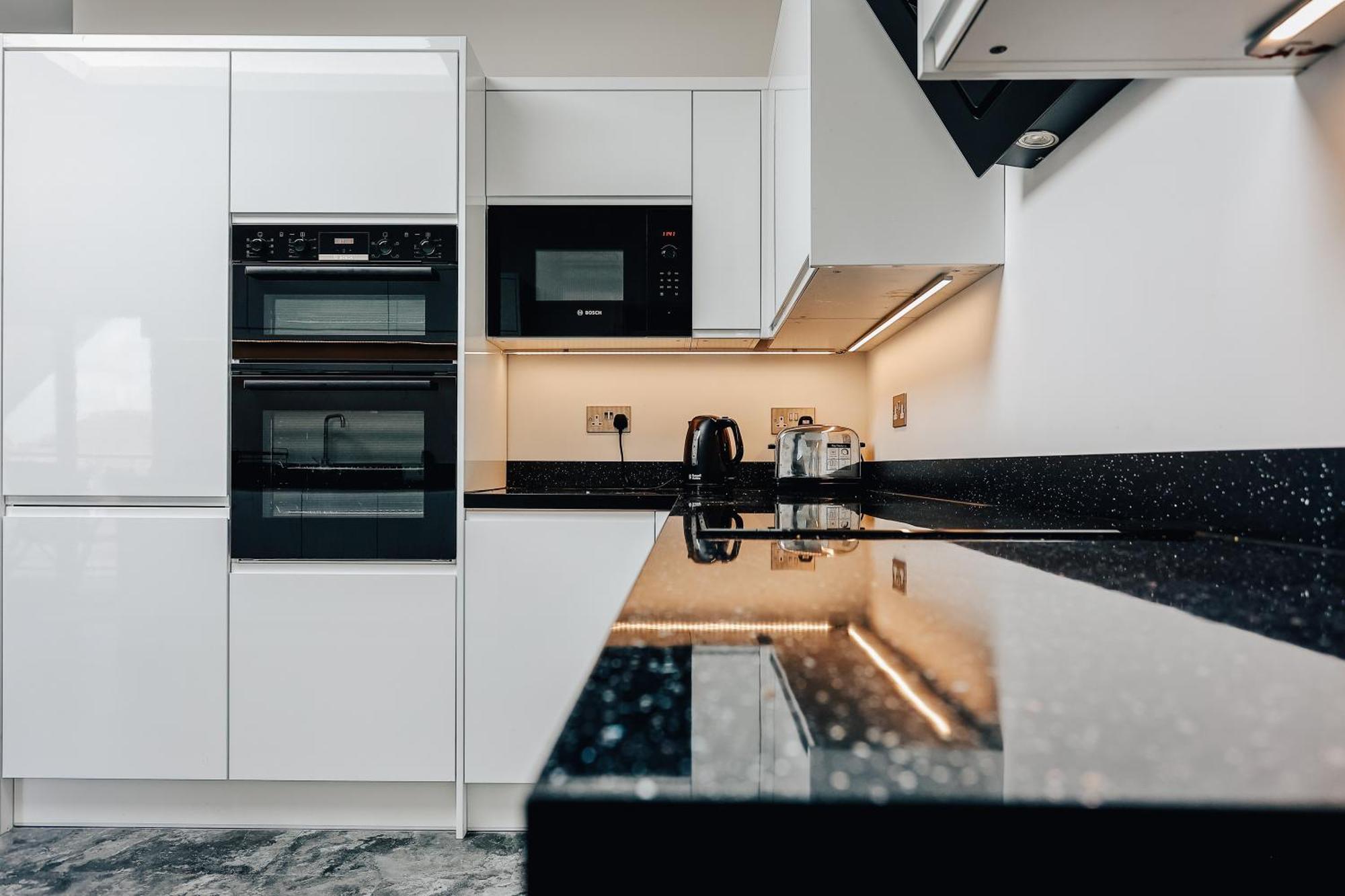 Coastal Haven: Southbourne's Two-bedroom Retreat Bournemouth