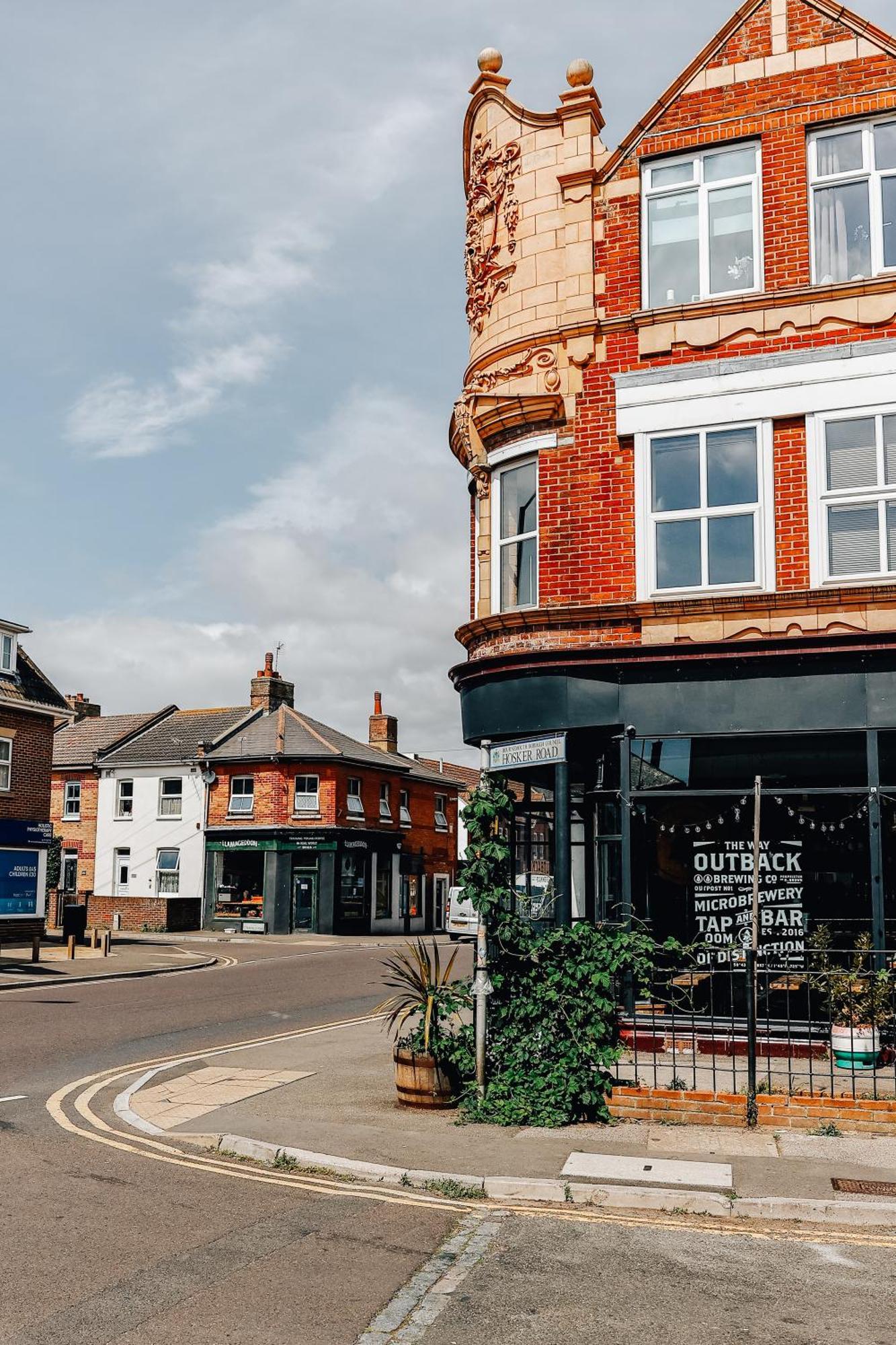 Coastal Haven: Southbourne's Two-bedroom Retreat