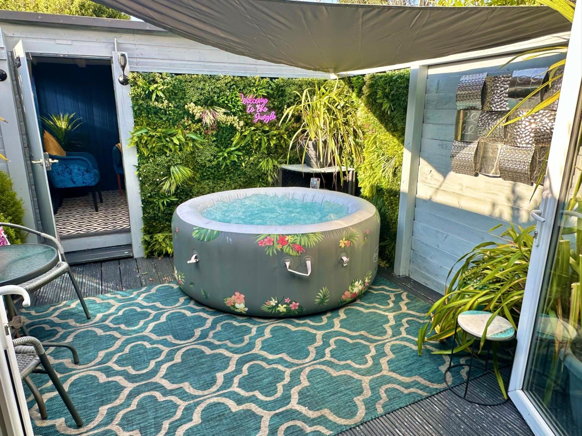 Apartment A Hidden Gem With Private Hot Tub And Garden - Netflix - Fast Wifi - Free Parking