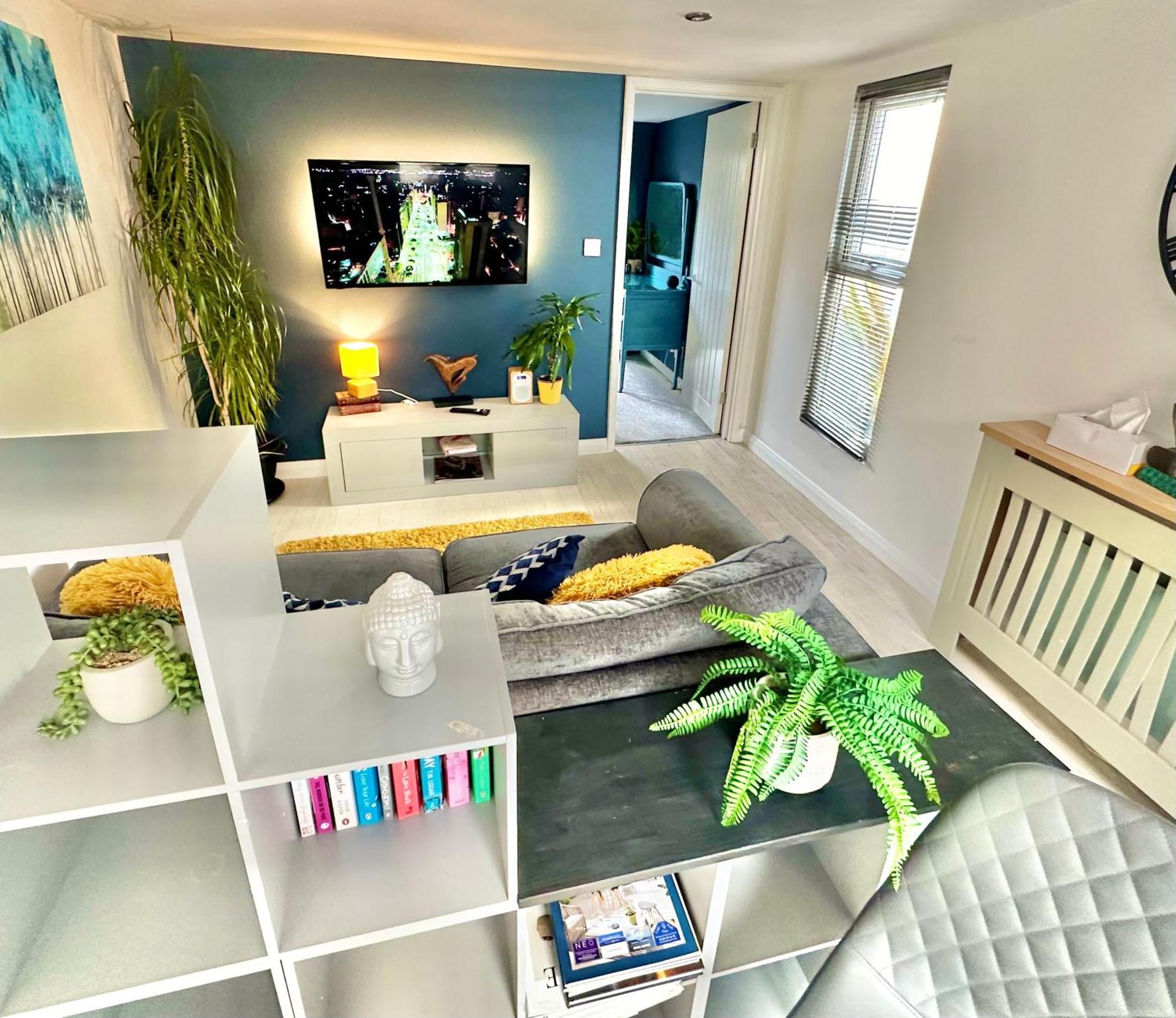 Apartment A Hidden Gem With Private Hot Tub And Garden - Netflix - Fast Wifi - Free Parking Bournemouth