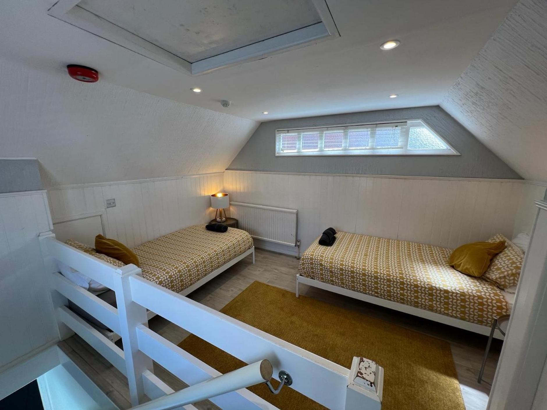 Seaside Retreat: 3br Near Beach Bournemouth