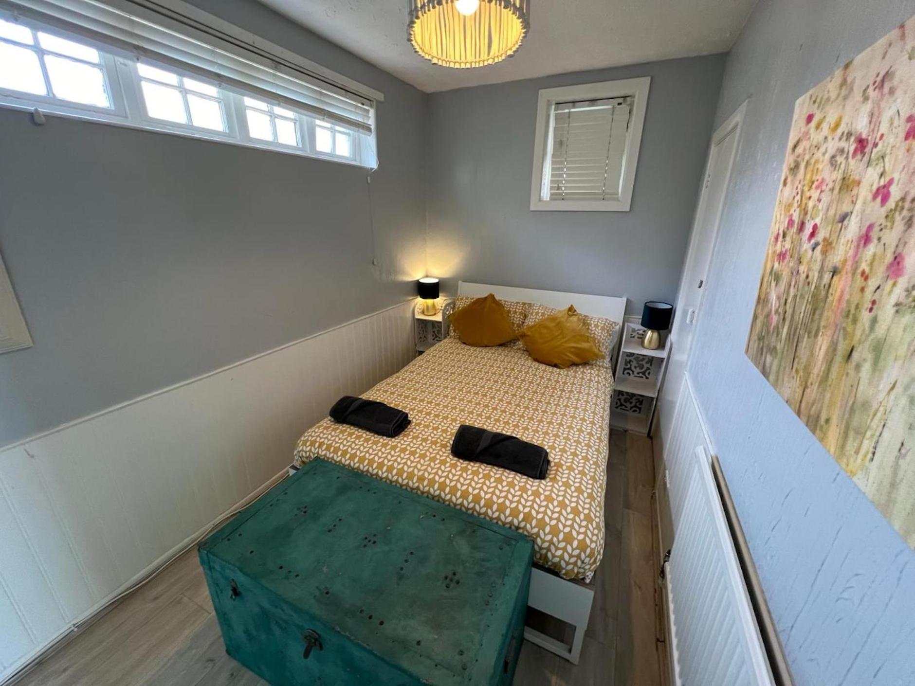 Seaside Retreat: 3br Near Beach