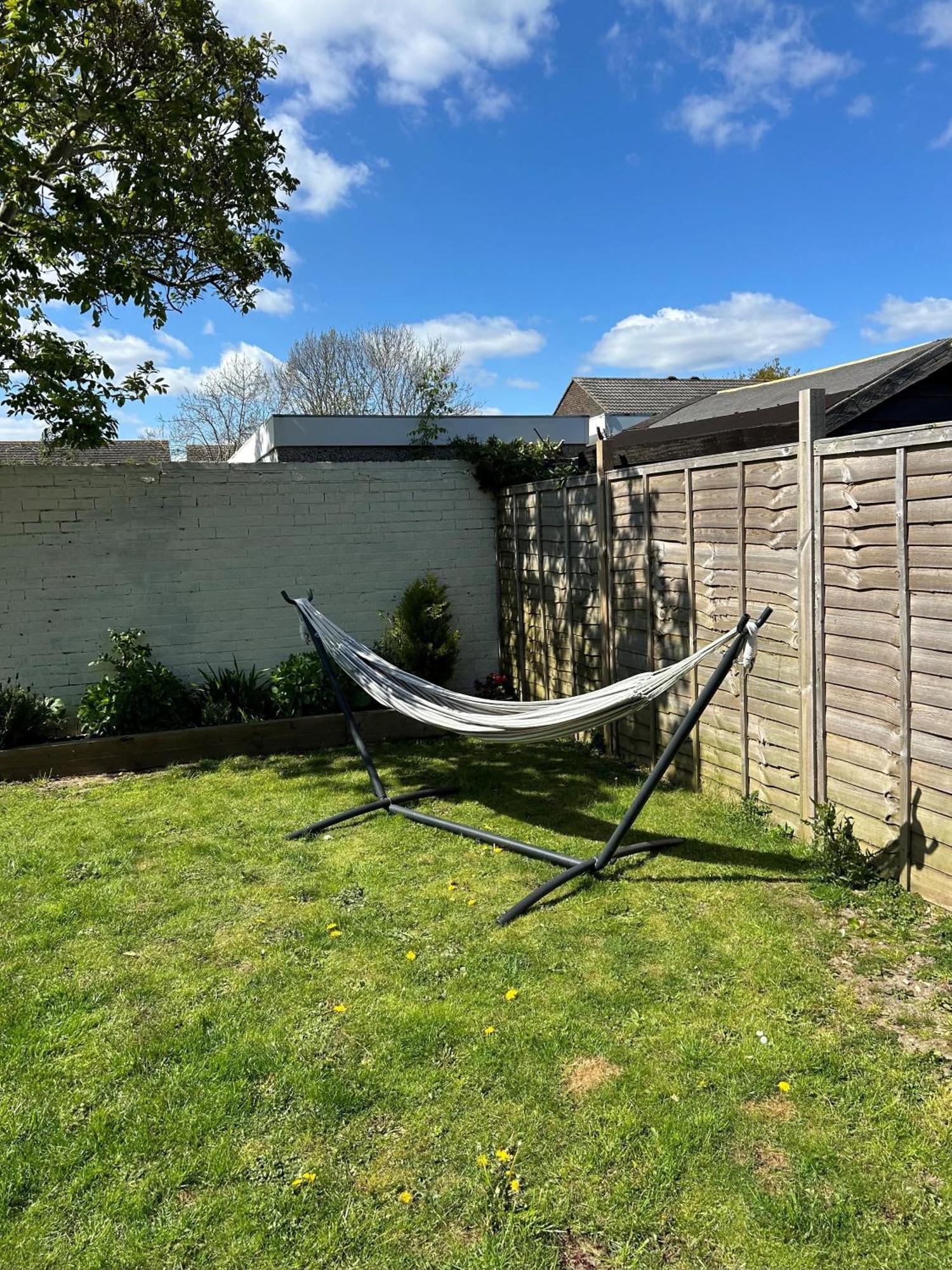 Central, Stylish & Cosy With Large Garden & Parking, Bournemouth