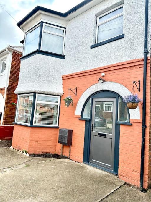 Fabulous And Relaxing And Sun Holiday home *