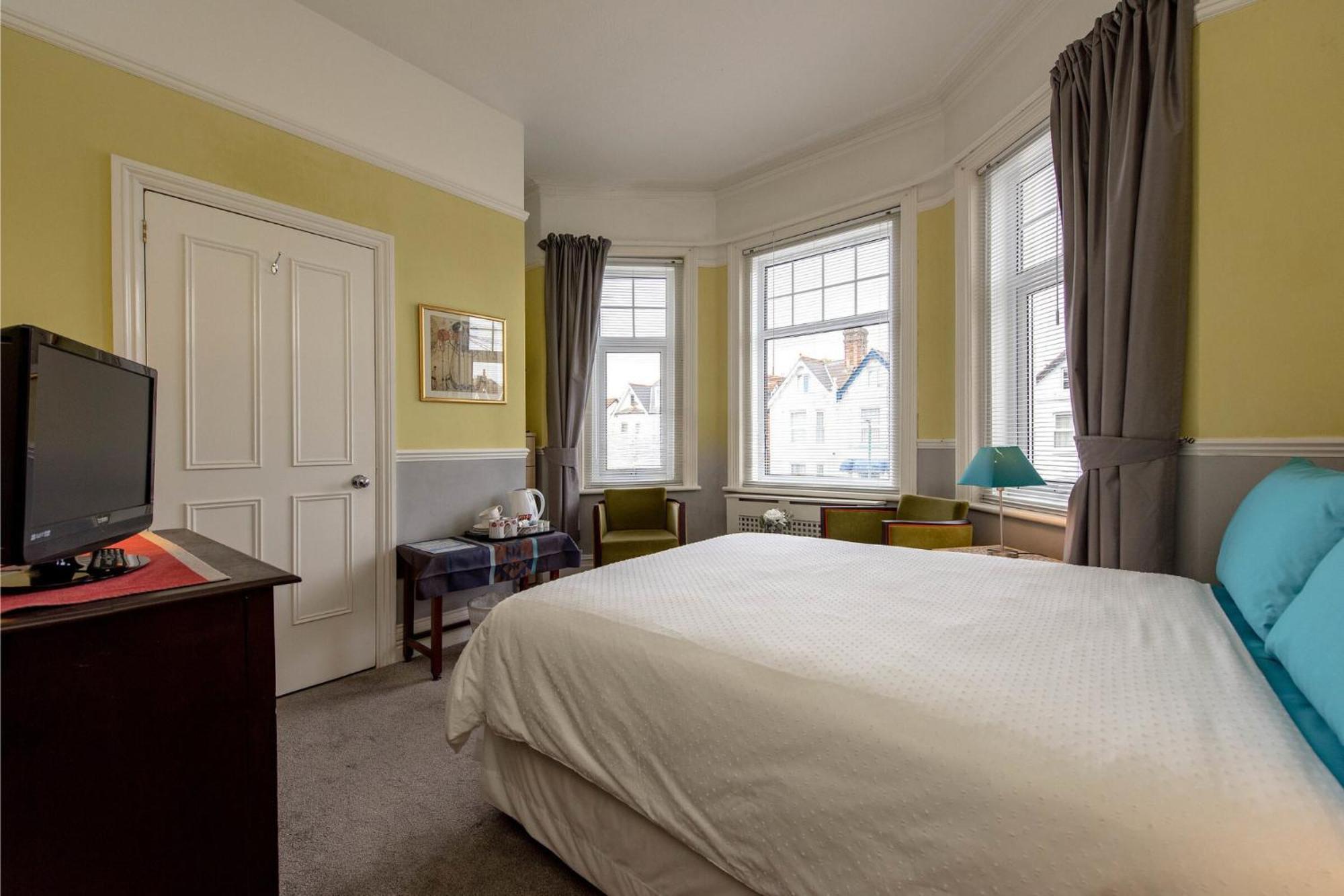 The 3* Bournemouth