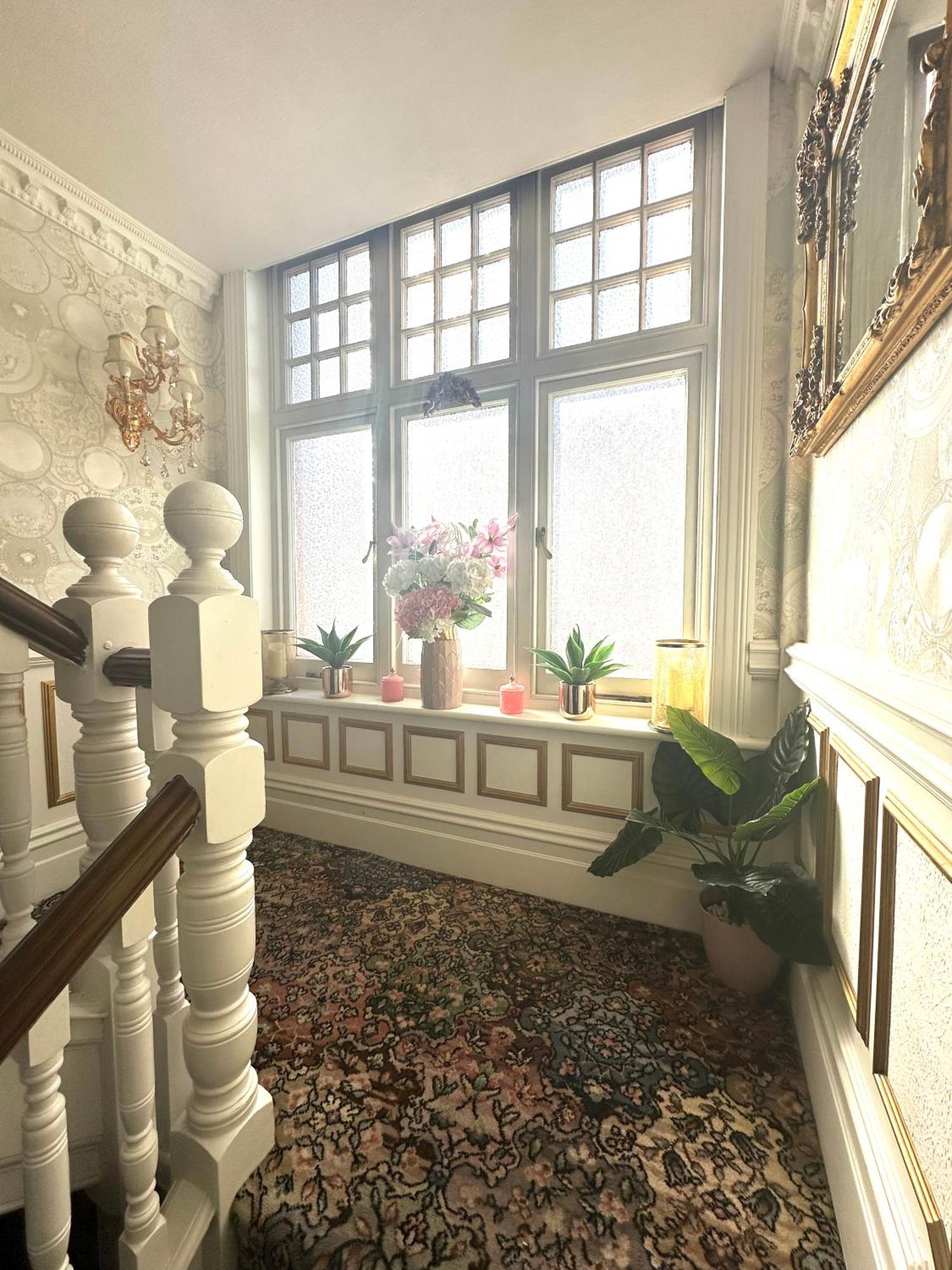 Elmurrs Guest house