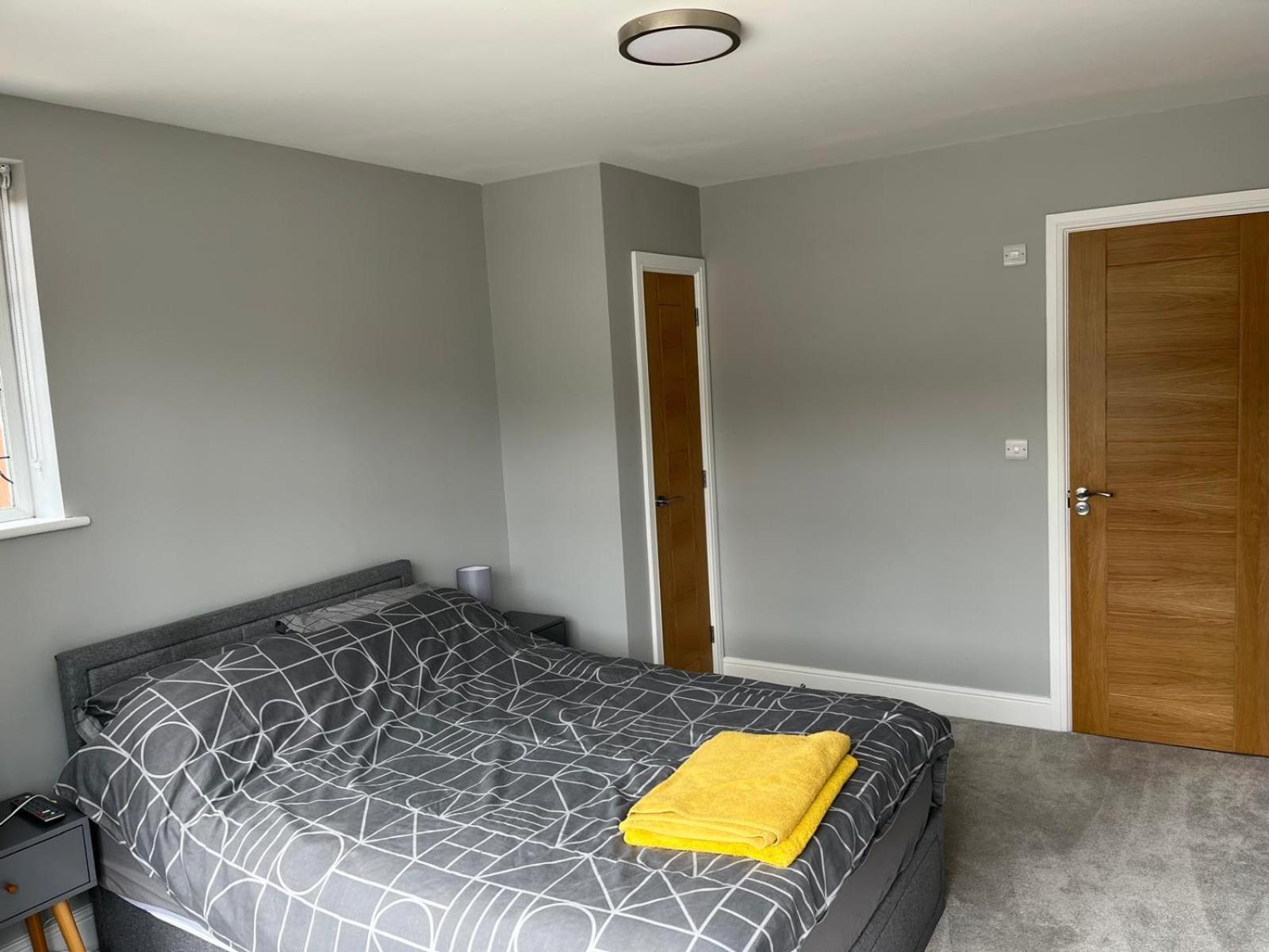 Apartment 1 Bedroom Ground Floor *