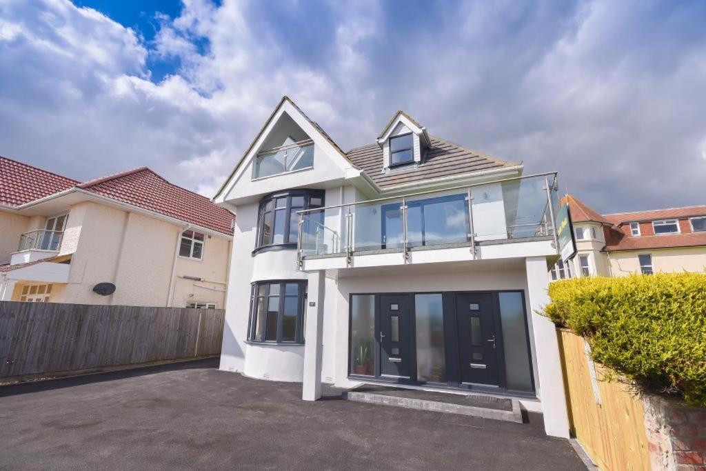 Bournecoast - Clifftop With Garden -fm827 Apartment