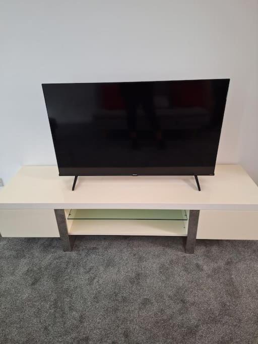 1 Bedroom In Bournemouth, Free Parking * Bournemouth