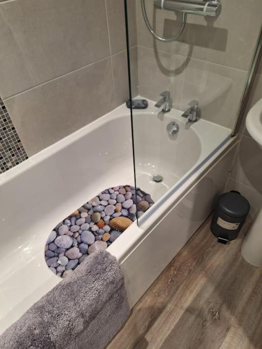 1 Bedroom In Bournemouth, Free Parking Bournemouth