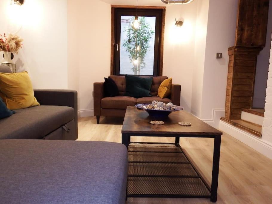 Apartment Newly Renovated Stunning Warehouse *